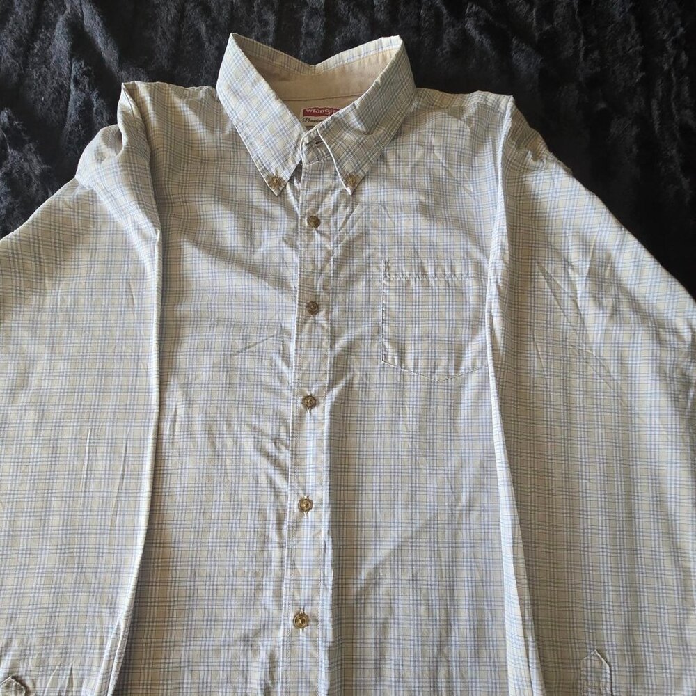 Men's Size 2XL Wrangler Wrinkle Resist  Long Sleeve Button Down Plaid Shirt